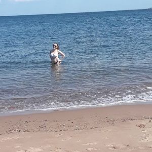 Meet your Posher, Cara